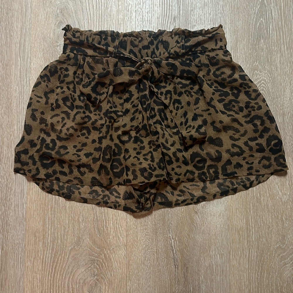 Mine Women’s Leopard Print Shorts